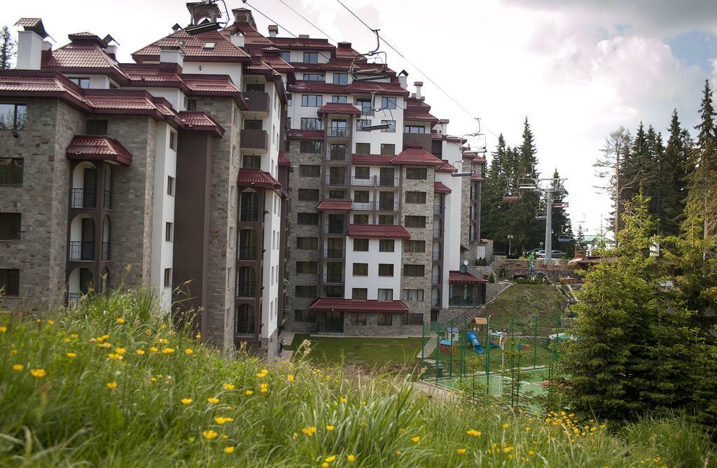 Complex Kamelia Aparthotel Παμπόροβο Εξωτερικό φωτογραφία
